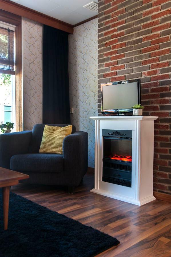 Heerlijk Huis Aan Het Ijsselmeer Stavoren Luaran gambar