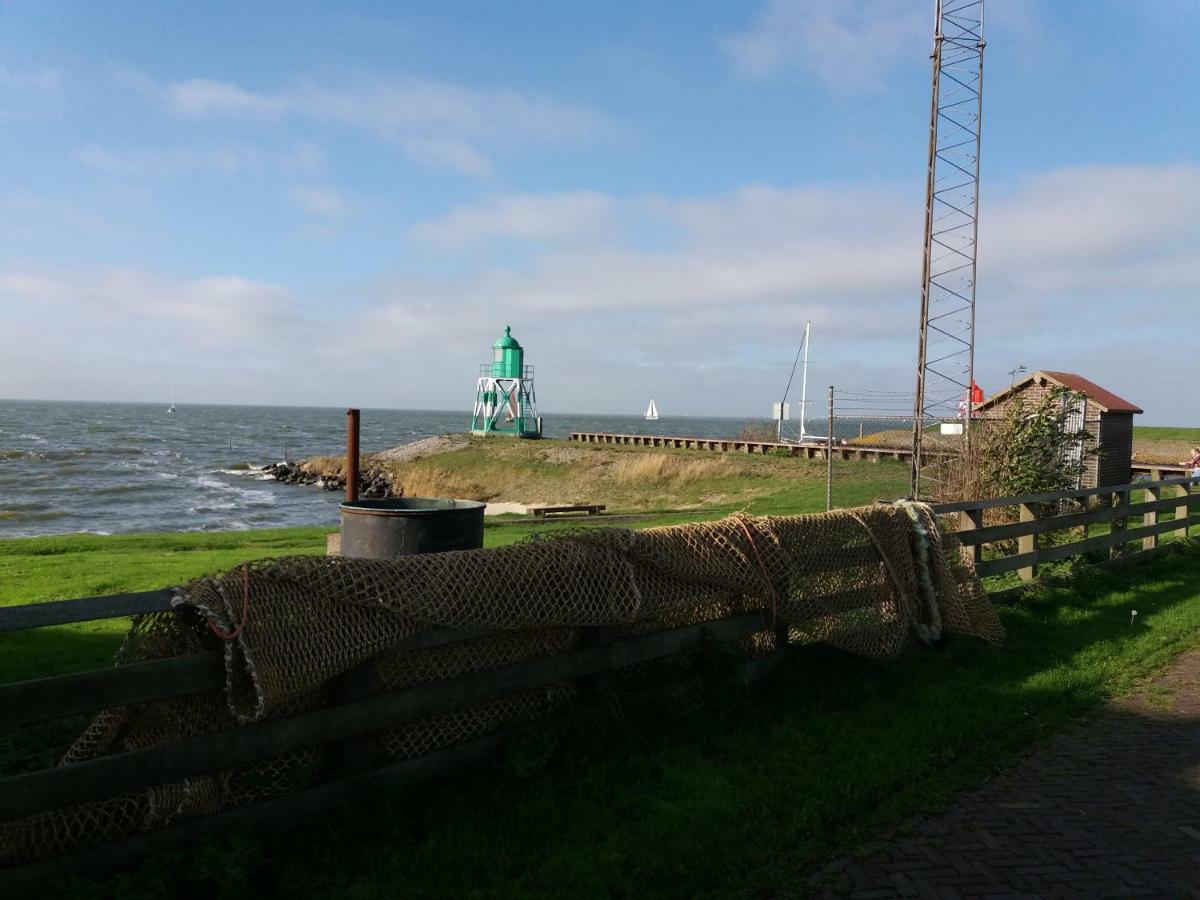 Heerlijk Huis Aan Het Ijsselmeer Stavoren Luaran gambar