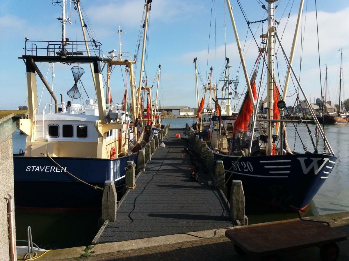 Heerlijk Huis Aan Het Ijsselmeer Stavoren Luaran gambar